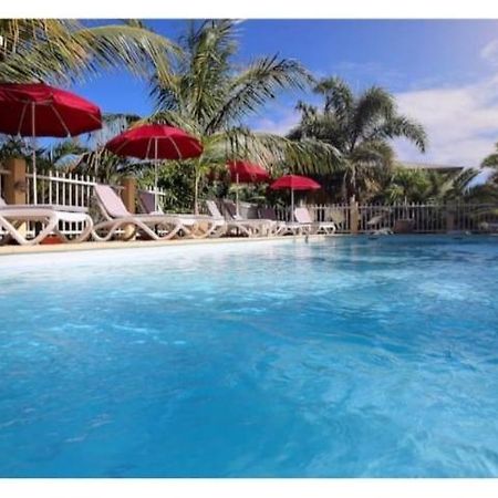F2 Residence Oasis Terre Rouge A 圣皮埃尔 外观 照片
